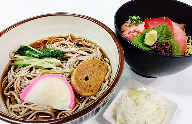 蕎麦とミニまぐろ丼